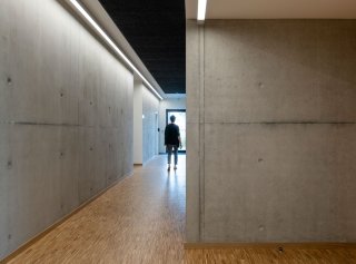 003254_REA02.jpg