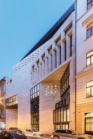 002928_REA01.jpg