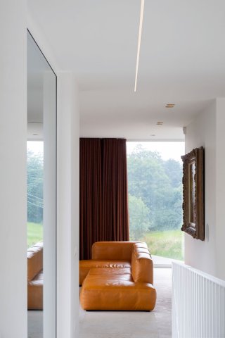003373_REA06.jpg