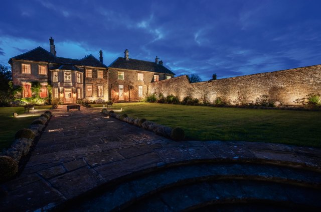 003104_REA01.jpg