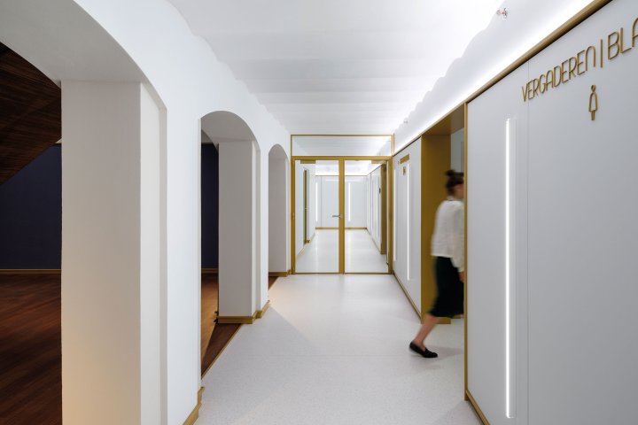003462_REA09.JPG
